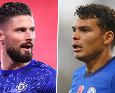 Çelsi iki futbolçusu müqaviləni uzatdı, birini göndərdi