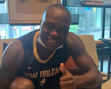 Beşiktaş'dan ayrılan futbolçu ərəblərlə müqavilə imzaladı