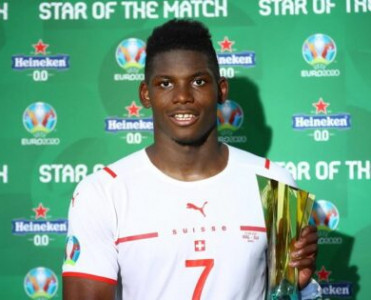 Uels - İsveçrə millisinin ən yaxşısı bəlli oldu