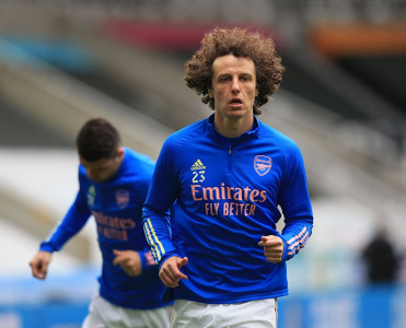 David Luiz Fransa klubu ilə danışıq aparır