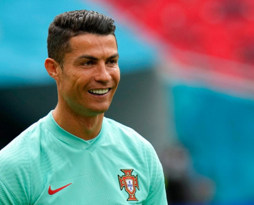 AÇ-2020: Ronaldonun çempionluq arzusu