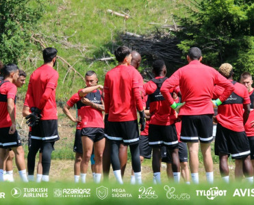 Neftçi Sloveniyada ilk məşqinə çıxdı