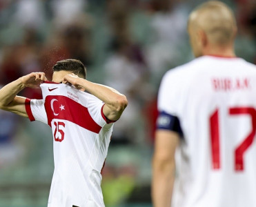 Türkiyə İsveçrəyə, Uels İtaliyaya uduzdu