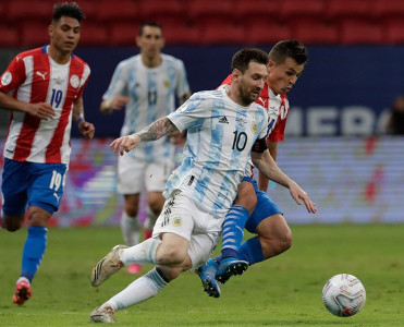 Messi Maskeranoya çatdı