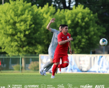 Neftçi ilə bütün mümkün titulları qazanmaq istəyirəm - VİDEO