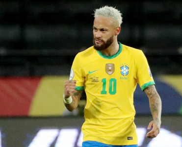 Finalda Argentina ilə qarşılaşmaq istəyərəm - Neymar