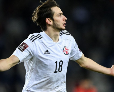 Kvaratsxeliya Borussiya'nın hədəfində