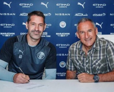 Mançester Siti 35 yaşlı qapıçısı ilə müqaviləni yenilədi