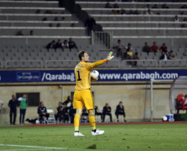 Qarabağ'ın sabiq qapıçısı rəsmən Everton'da