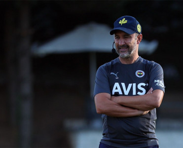 Fənərbaxça 4 futbolçusunu komandadan kənarlaşdırdı