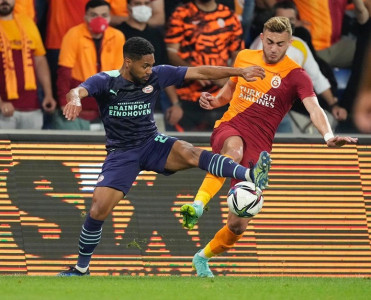 ÇL: Qalatasaray və Kayrat da mübarizəni dayandırdı