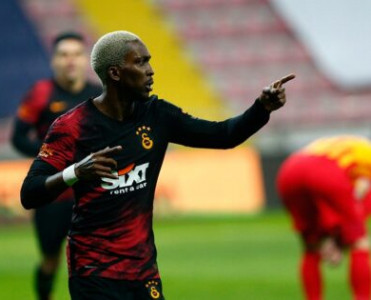 Qalatasaray'ın sabiq futbolçusu Yunanıstan klubunda