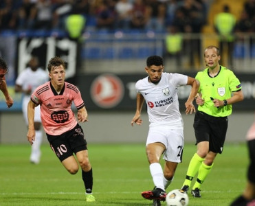 Neftçi'nin rəqibində 3 itki