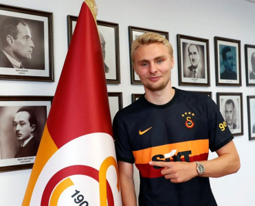 Qalatasaray növbəti transferini rəsmiləşdirdi