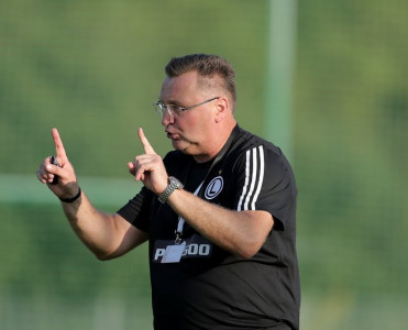 Mahir Emreli öz üzərində işləməlidir - Legiya'nın baş məşqçisi