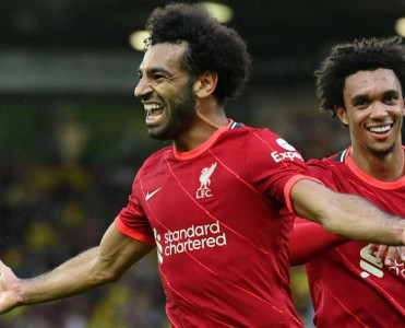 Mançester Yunayted, Çelsi və Liverpul darmadağınla başladı