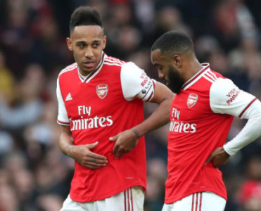 Arsenal'ın hücumçuları koronavirusa yoluxub