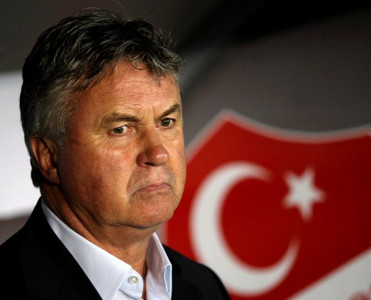 Qus Hiddink karyerasını başa vurdu