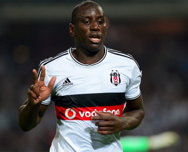 Demba Ba karyerasını bitirdi