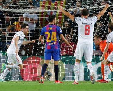 Barselona ilk dəfə ardıcıl 3 ev oyununda uduzdu