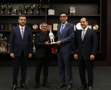 Fərid Qayıbov cüdo federasiyasının fəaliyyəti və Bakı Olimpiya Stadionu ilə tanış olub