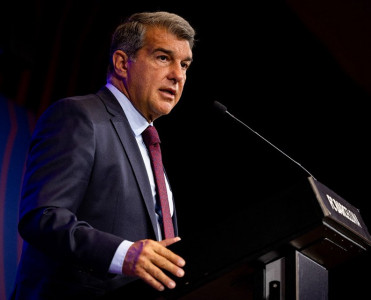 Barselona'nın prezidenti azarkeşlərdən üzr istədi