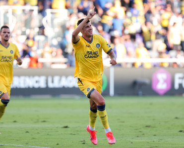 Ermənilərlə oyunda fərqləndi, ən yaxşı seçildi