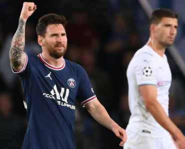 Messi Benzemanın uğuruna şərik oldu