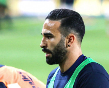 Messini saxlamaq artıq rahatdır - Adil Rami