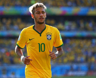 Neymar milli karyerasını başa vurur