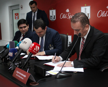 Neftçi Old Spice brendi arasında tərəfdaşlıq müqaviləsi bağlanıb