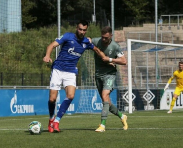 Dadaşovun qolu Şalke'ni darmadağından xilas etmədi