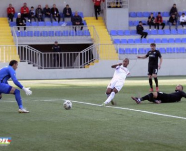 Keşlə'dən qələbə, Qəbələ'dən heç-heçə