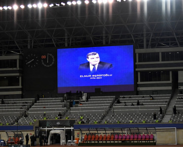 Elnur Əşrəfoğlu Qarabağ - Kayrat matçından öncə anıldı