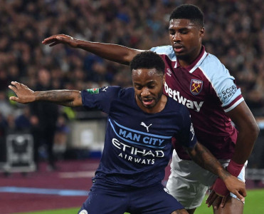 Liverpul 1/4 finalda, Mançester Siti mübarizəni dayandırdı