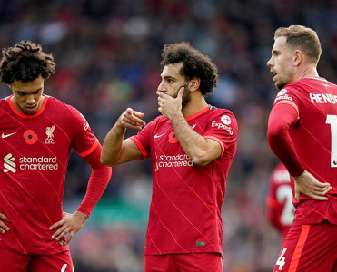 Liverpul'dan xal itkisi, Mançester Siti uduzdu, Arsenal, Çelsi və Mançester Yunayted'dən qələbə