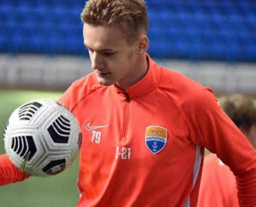 Azərbaycanlı futbolçu Ukrayna millisinə dəvət aldı