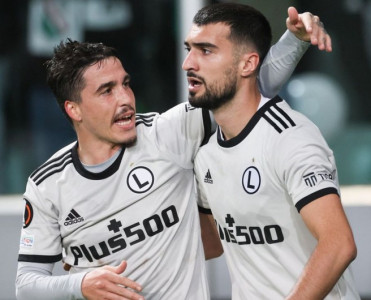 Mahir Emreli Napoli'yə qol vurdu