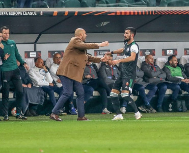 Uduzuruqsa, vurduğum qol heç bir məna kəsb etmir - Emreli