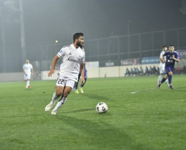 UEFA Qarabağ'ın hücumçusunu fərqləndirdi - FOTO