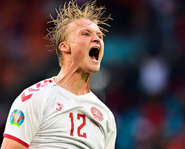 Danimarka millisinin futbolçusunda xroniki xəstəlik aşkarlandı