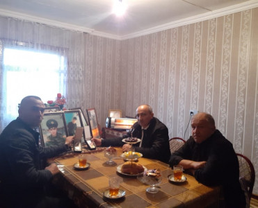 Millət vəkili Əziz Ələkbərli şəhid ailələrini ziyarət etdi  - FOTOLAR
