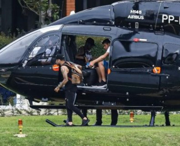 Neymar millinin məşqinə 12 milyonluq helikopterlə getdi