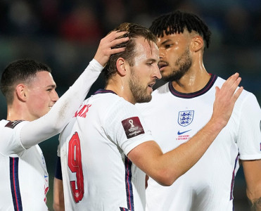 İngiltərə və İsveçrə DÇ-2022-yə, İtaliya və Polşa pley-offa vəsiqə qazandı