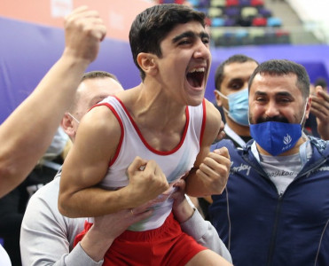 Azərbaycan gimnastı Dünya Yaş Qrupları Yarıışnda qızıl medal qazandı