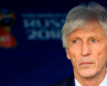 Milli komanda 72 yaşlı baş məşqçi ilə 5 illik müqavilə imzaladı