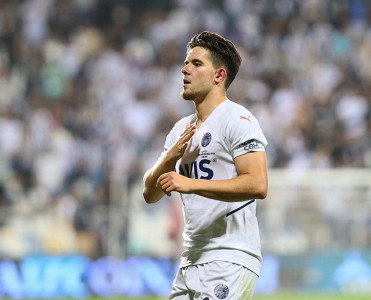 Fənərbaxça'nın futbolçusu milli komanda seçimini etdi