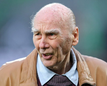 Son yaşayan dünya çempionu vəfat edib