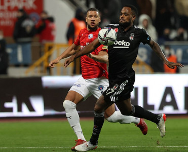 Beşiktaş səfərdə xal itirdi