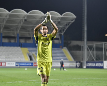 Qarabağ'ın qapıçısı Almaniyada əməliyyat olundu